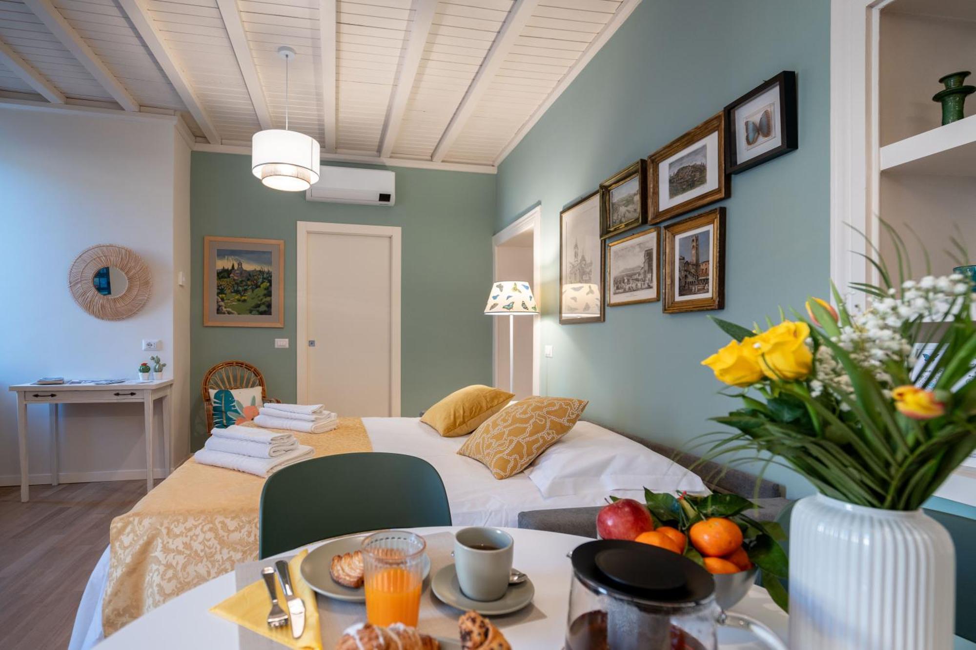 La Farfalla Blu - Boutique Apartment Бергамо Экстерьер фото