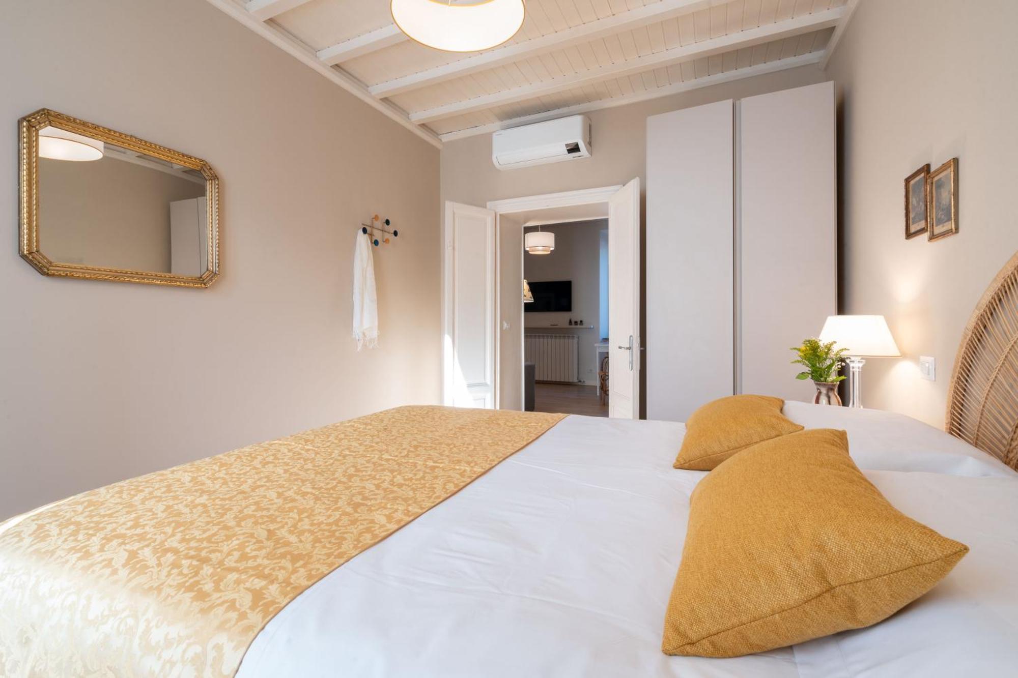 La Farfalla Blu - Boutique Apartment Бергамо Экстерьер фото